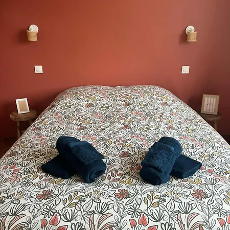 Maison Entre Verre Et * Eu (Seine-Maritime)