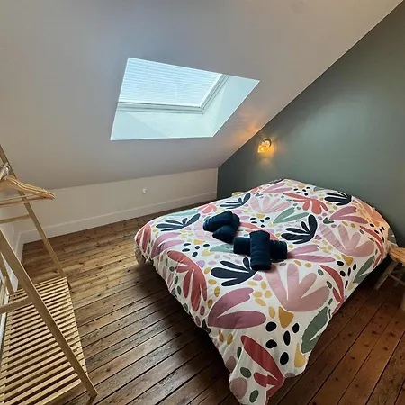 Maison Entre Verre Et * Eu (Seine-Maritime)